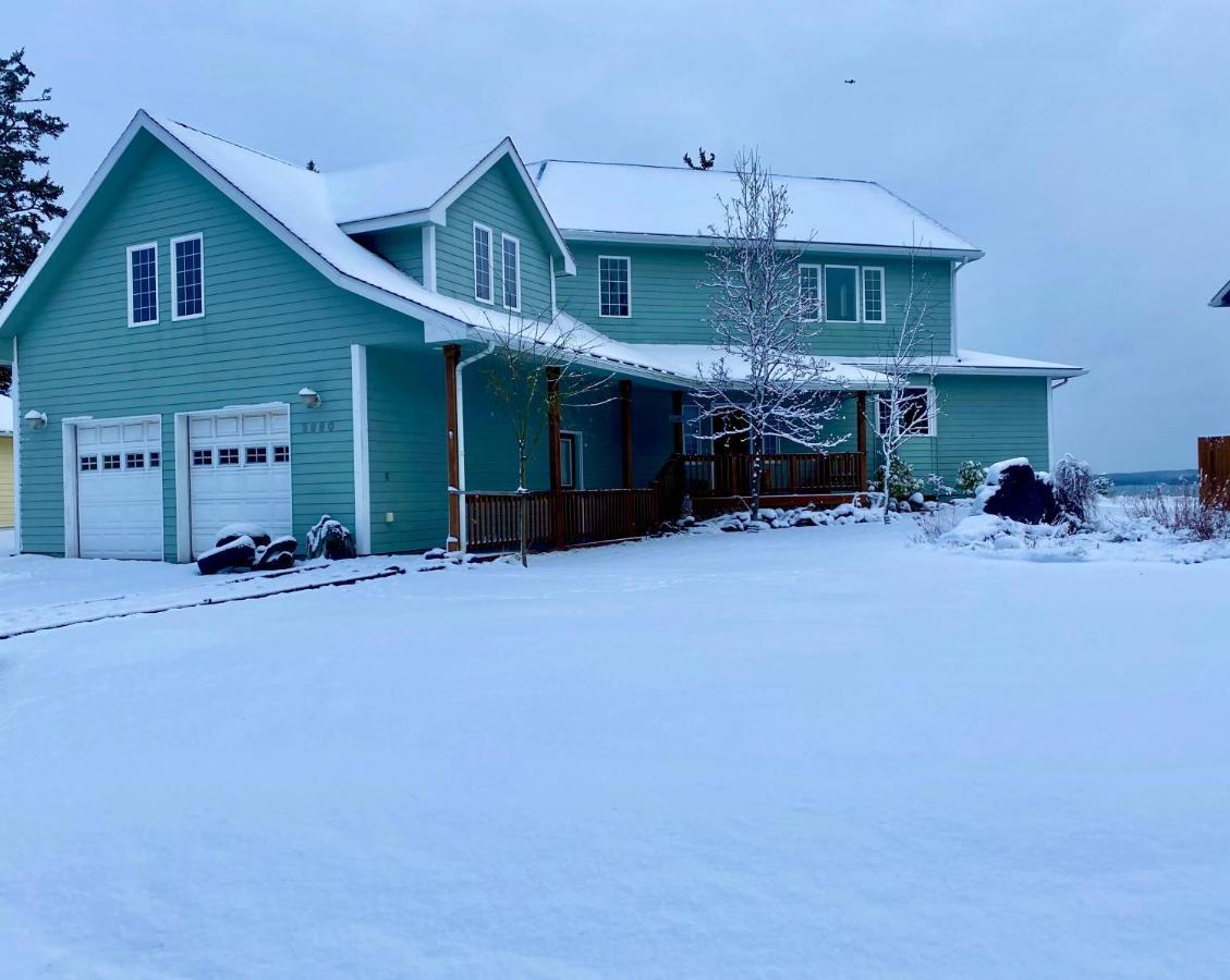 Goldilocks Bed & Breakfast Kodiak Bagian luar foto