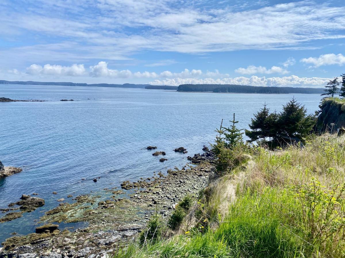 Goldilocks Bed & Breakfast Kodiak Bagian luar foto