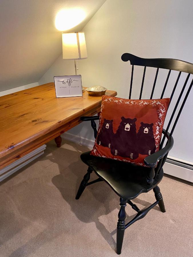 Goldilocks Bed & Breakfast Kodiak Bagian luar foto