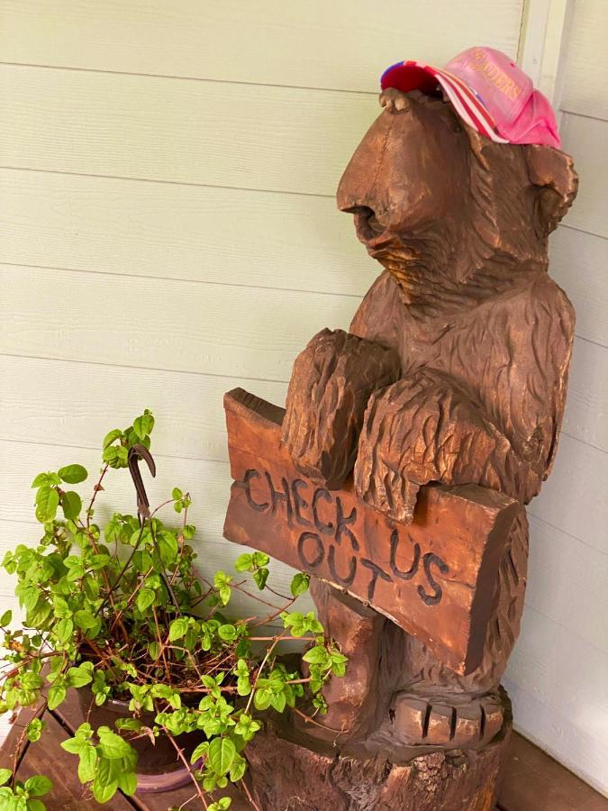 Goldilocks Bed & Breakfast Kodiak Bagian luar foto